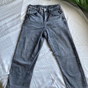 Gray Relaxed Fit Men's Jeans- W28 L30
